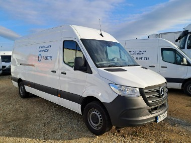 Mercedes-Benz Sprinter-1