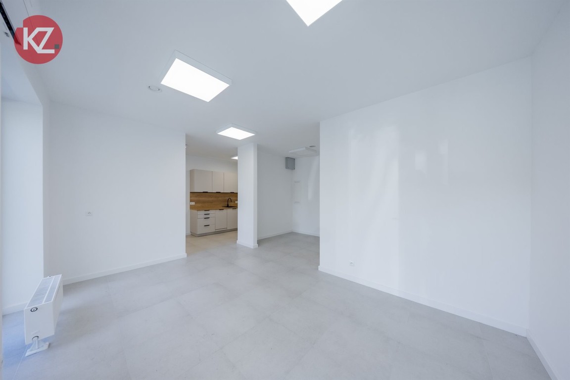Komercyjne na sprzedaż, 61 m², 1 pomieszczenie Piła - Widok 2