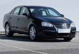 Volkswagen Jetta V , Klimatronic, Tempomat, Parktronic, Podgrzewane siedzienia,