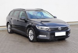 Volkswagen Passat B8 , Salon Polska, Navi, Klimatronic, Tempomat, Parktronic,