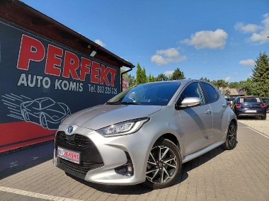 Toyota Yaris IV-1