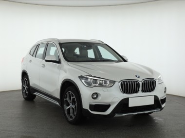 BMW X1 F48 , Salon Polska, Serwis ASO, 190 KM, Automat, Skóra, Navi,-1