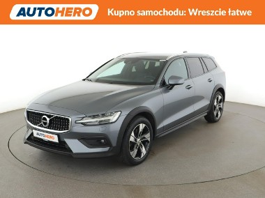 Volvo V60 II V60 Cross Country 4x4 automat skóra full LED navi Harman-Kardon grzane-1