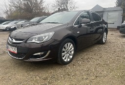 Opel Astra J COSMO 1,6 16V 170KM Salon