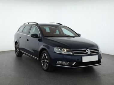 Volkswagen Passat B7 , Navi, Klimatronic, Tempomat, Parktronic,-1