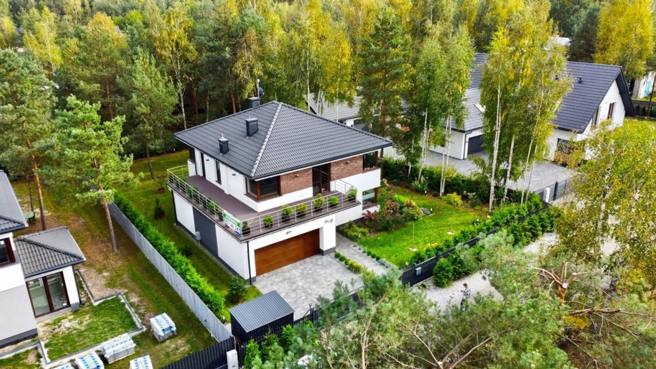 Dom na sprzedaż, 5 pokoi, 213 m², Trzciany