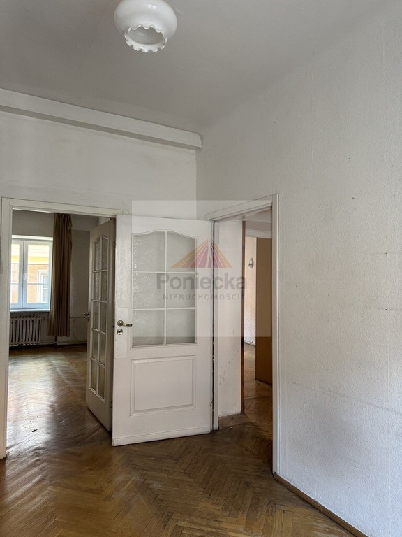 Dwustronne_widok na kamienice_stary detal - Widok 4