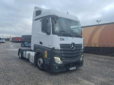 Mercedes-Benz Actros-1