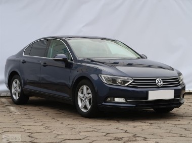 Volkswagen Passat B8 , Salon Polska, Serwis ASO, Navi, Klimatronic, Tempomat,-1