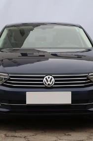 Volkswagen Passat B8 , Salon Polska, Serwis ASO, Navi, Klimatronic, Tempomat,-2