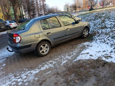 Pierwszy właściciel niepalący, auto zadbane, garażowane.-1