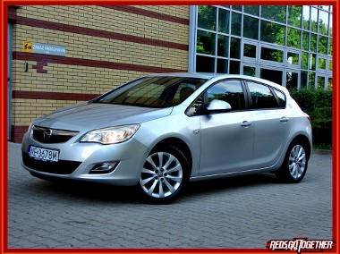 Zarejestrowana Cosmo 1.4Turbo 140KM Skóra Navi Alu17 PDC-1