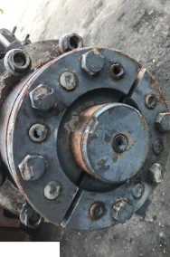 Massey Ferguson - Piasta Koła Klin Mocowanie Koła Tylnego-2