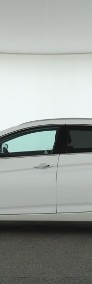 Hyundai i40 , Navi, Klimatronic, Tempomat, Parktronic,ALU-4