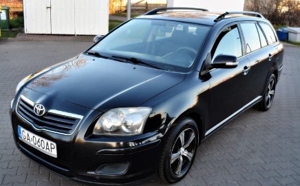 Toyota Avensis III