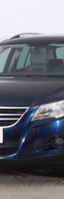 Volkswagen Tiguan , Klimatronic, Tempomat, Parktronic, Dach panoramiczny,ALU-3