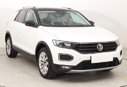 Volkswagen T-Roc , Salon Polska, Automat, Skóra, Navi, Klimatronic, Tempomat,