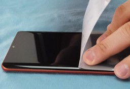Oklejanie zabezpieczanie ekranów smartfonów folią hydrożelową kauczukową Malbork