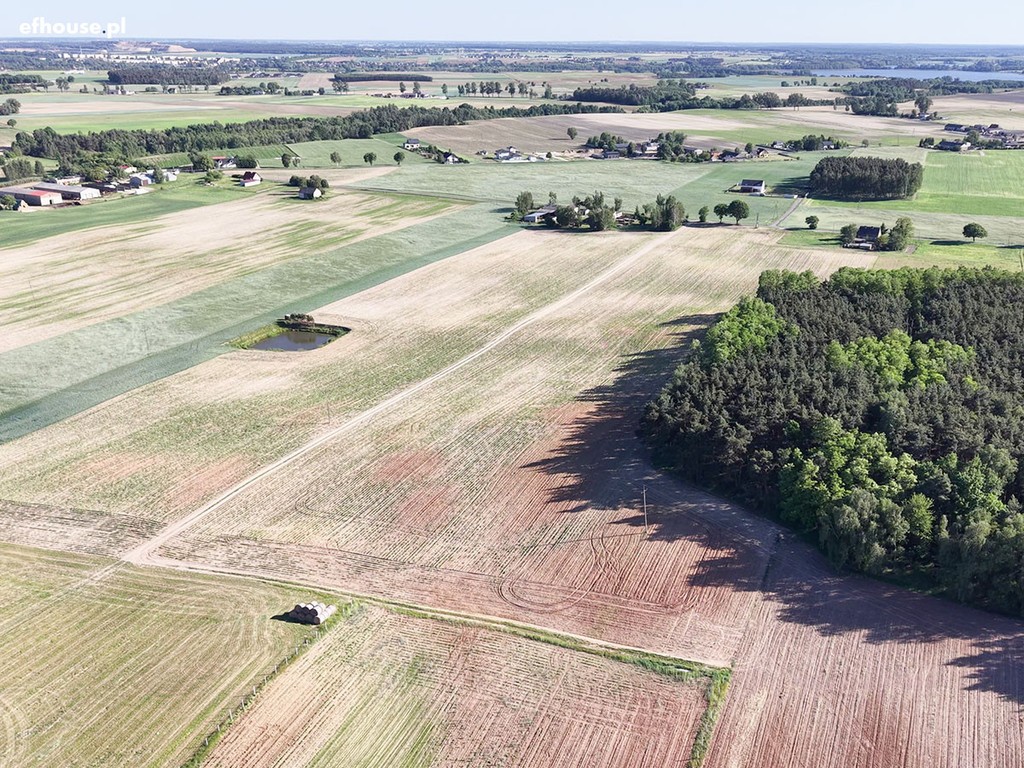 Rolna 3,64 ha z mediami, asfaltowym dojazdem. - Więcej