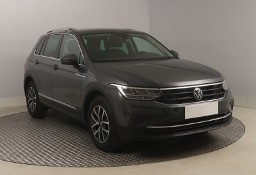Volkswagen Tiguan , Salon Polska, 1. Właściciel, Serwis ASO, DSG, Xenon,