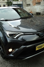 Toyota RAV 4 IV sprzedam ładną TOYOTE RAF-4 z 2017r HYBRYDA+benz 155KM udziela.GW-2