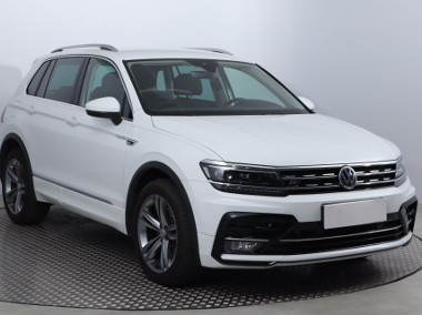 Volkswagen Tiguan , Salon Polska, Serwis ASO, DSG, Navi, Klimatronic, Tempomat,-1