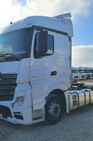 Mercedes-Benz actros-2