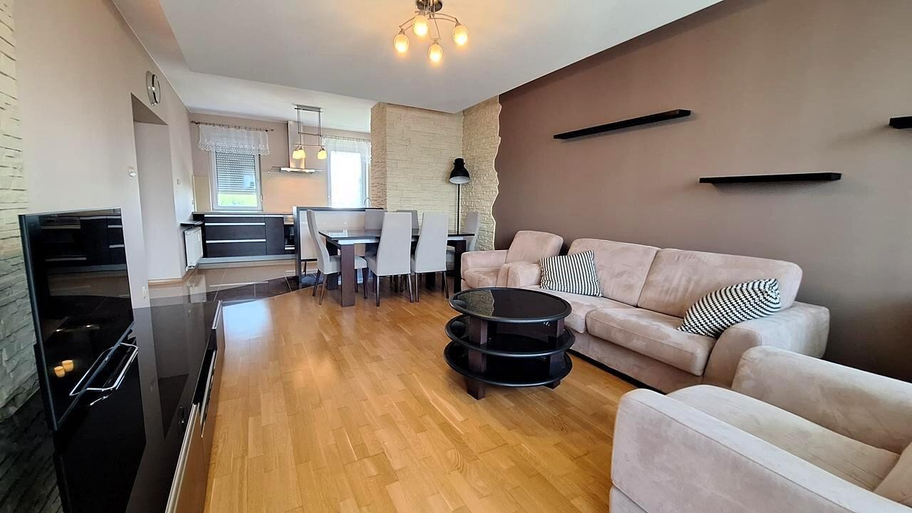 Mieszkanie do wynajęcia, 57 m² Winogrady, Serbska
