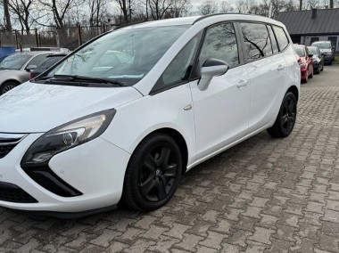 Opel Zafira C-1