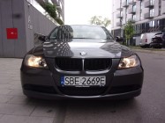 BMW 318i SEDAN