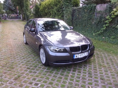 318i SEDAN-1