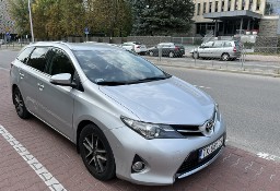 Toyota Auris II Bogato wyposażona Toyota Auris niski przebieg