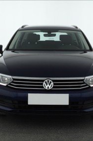 Volkswagen Passat B8 , Salon Polska, 1. Właściciel, VAT 23%, Navi, Klimatronic,-2