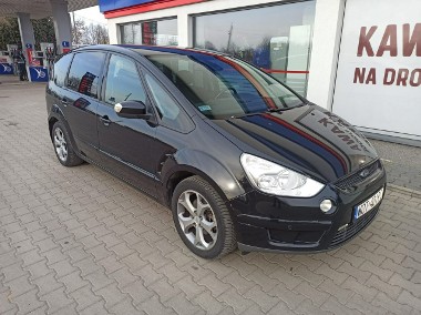 Ford S-MAX-1