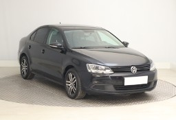 Volkswagen Jetta VI , Salon Polska, Klima,ALU
