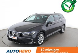 Volkswagen Passat B8 PHEV LED skóra/alcantara virtual cocpit navi grzane fotele kamera pa