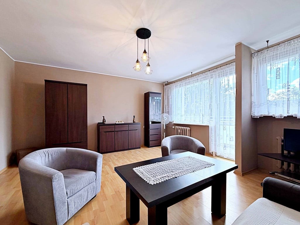 Przestronne 2 Pok na 1 Piętrze | Balkon, Wojska PL - Widok 3