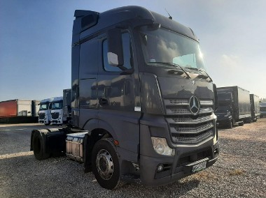 Mercedes-Benz Actros-1