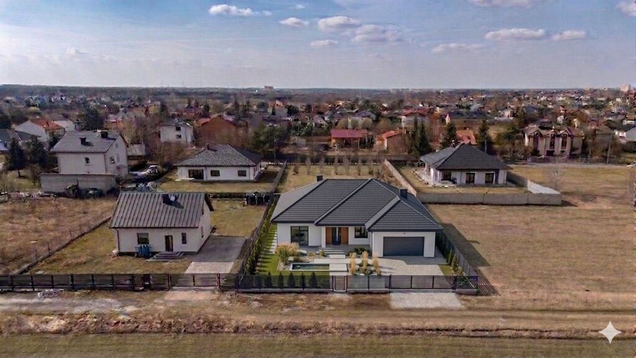 Działka 1013 m² Radom ul. Banacha – pohled 2