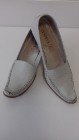 Buty damskie – skórzane mokasyny na obcasie „Lasocki”, do sprzedania