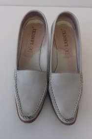 Buty damskie – skórzane mokasyny na obcasie „Lasocki”, do sprzedania-2