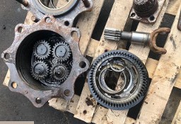 Cat th355 360 - Piasta Zwolnica [CZĘŚCI]