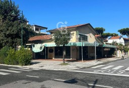 Lokal Forte Dei Marmi