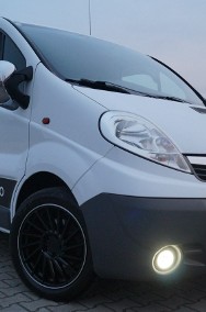 Opel Vivaro I 9 osob. Hak NAVI 2,0 115 KM Doinwestowany Zadbany-2
