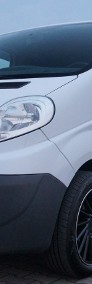 Opel Vivaro I 9 osob. Hak NAVI 2,0 115 KM Doinwestowany Zadbany-4
