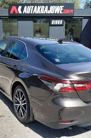 Toyota Camry VIII-2