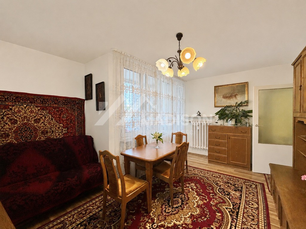 47 m² | 3 pokoje | osobna kuchnia | balkon – pohled 2