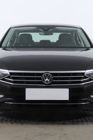 Volkswagen Passat B8 , Salon Polska, 1. Właściciel, VAT 23%, Navi, Klimatronic,-2