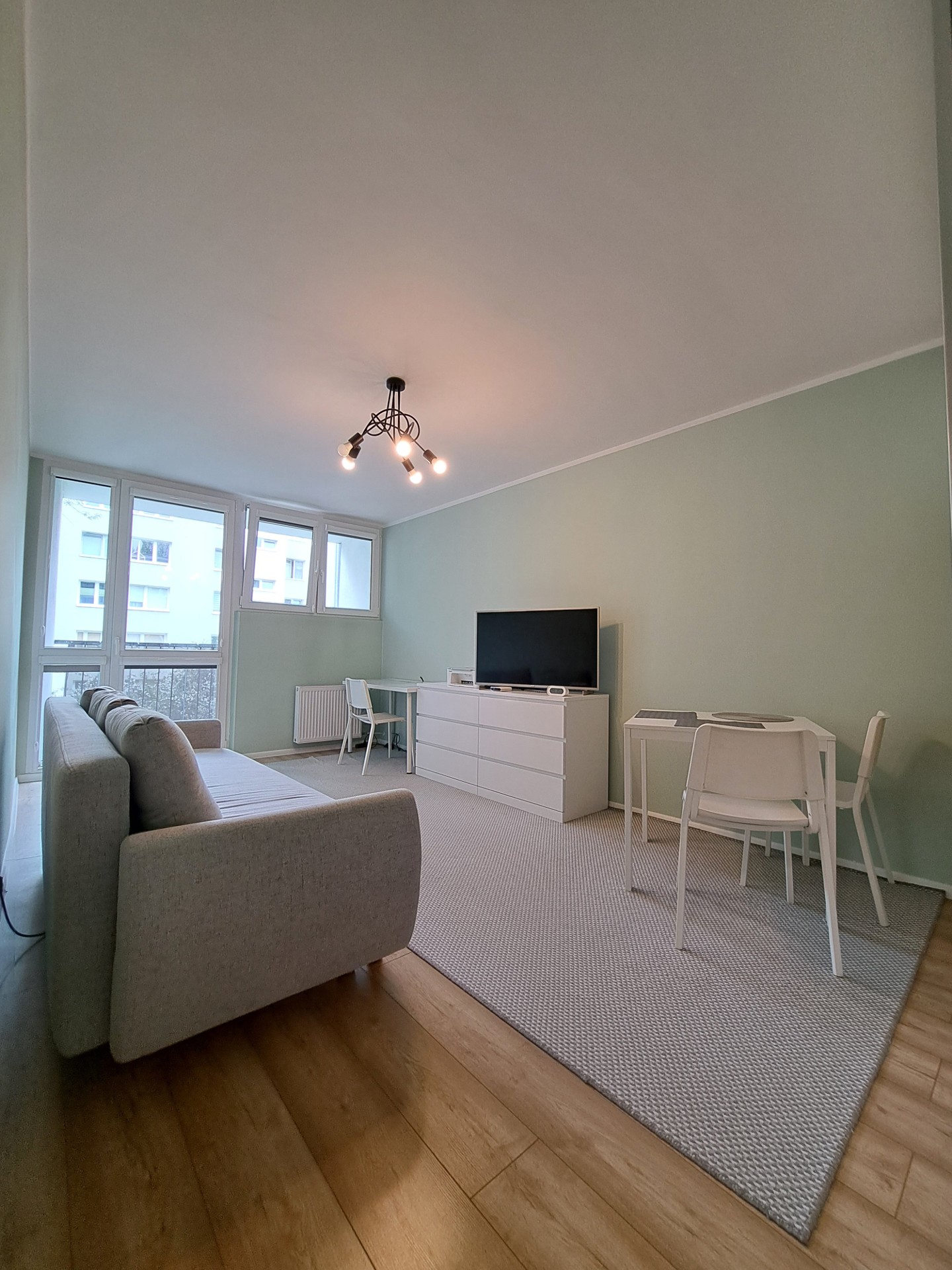 2 pokoje po remoncie | Stary Widzew – Księży Młyn | umeblowane | 1 piętro