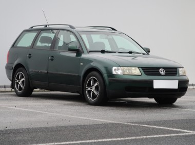 Volkswagen Passat B5 , Salon Polska, GAZ, Klimatronic,ALU, El. szyby, Alarm-1